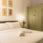 Ξενοδοχείο με διαμερίσματα Sophia Boutique 4*
