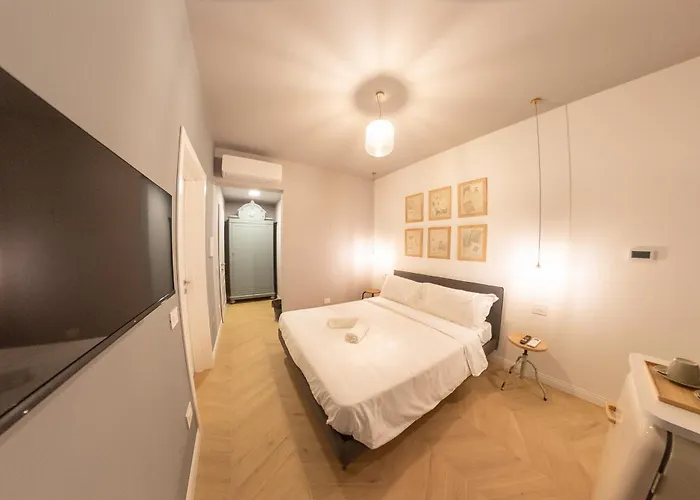 Sophia Boutique Τεργέστη